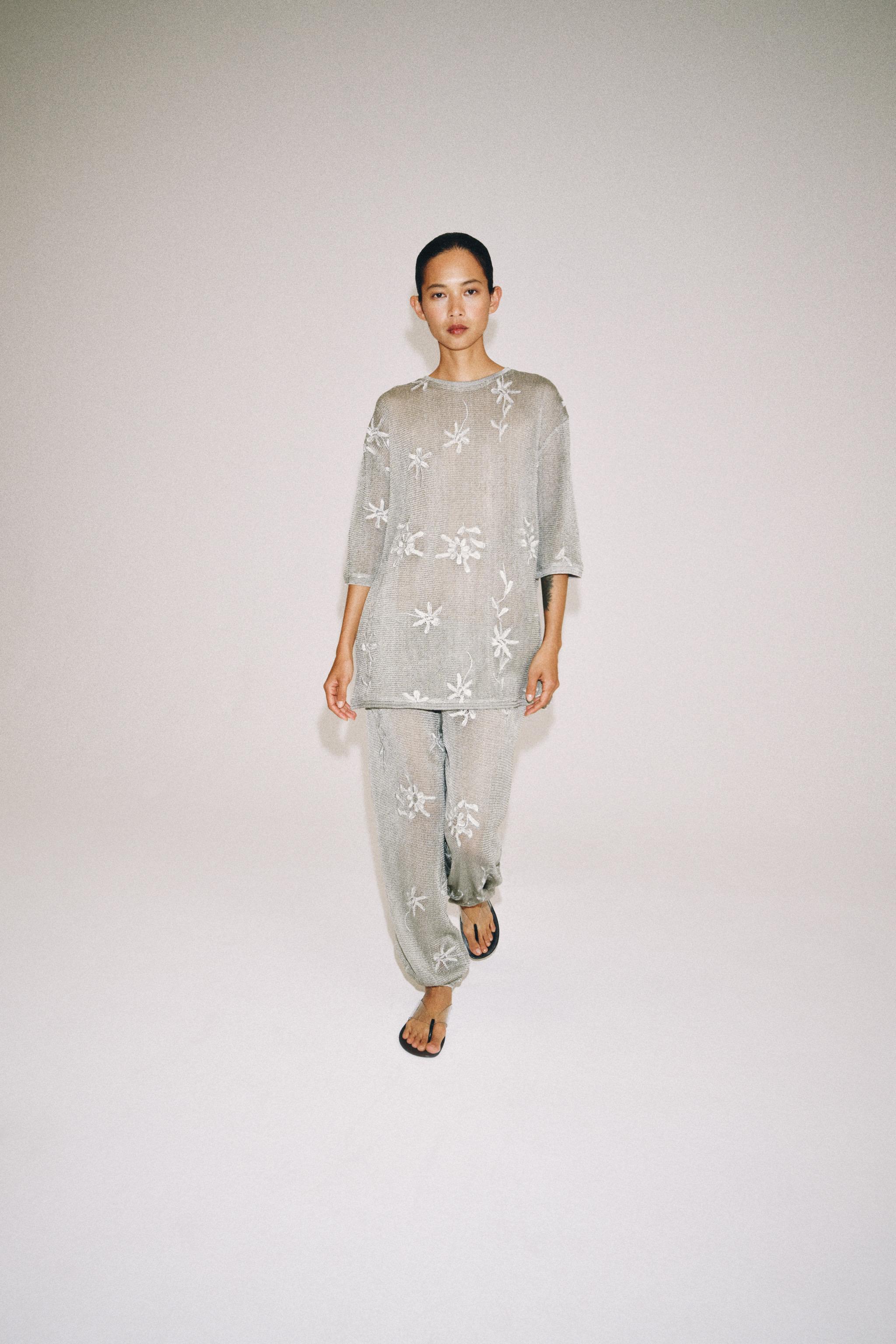 METALLIC THREAD BALLOON KNIT PANTS